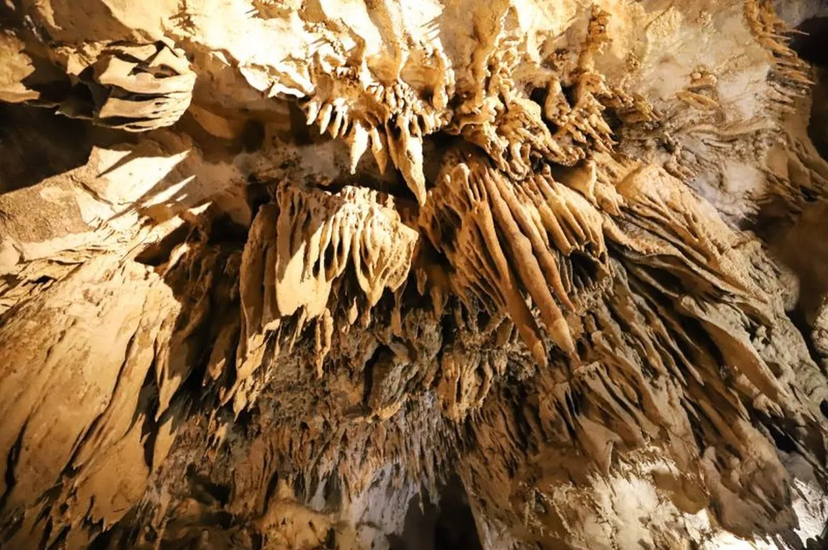 grotte de labouiche