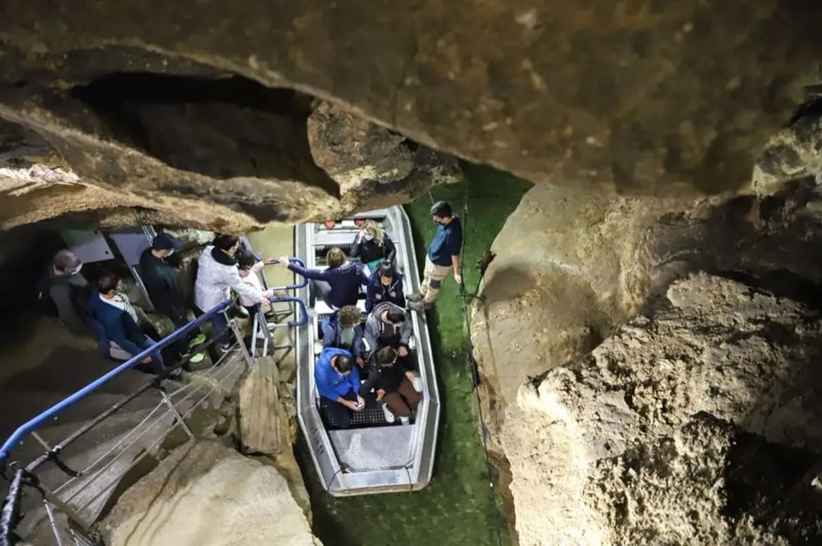 cueva de labouiche
