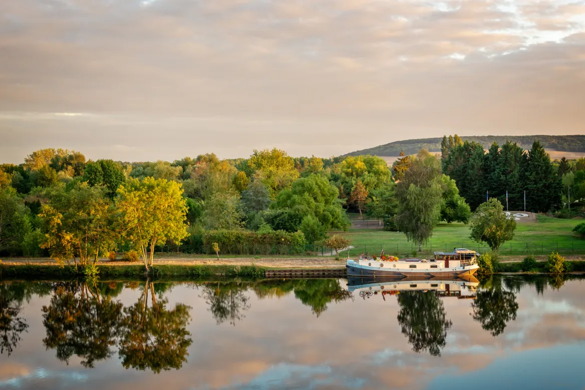 Location d'une péniche sur le Canal du Midi