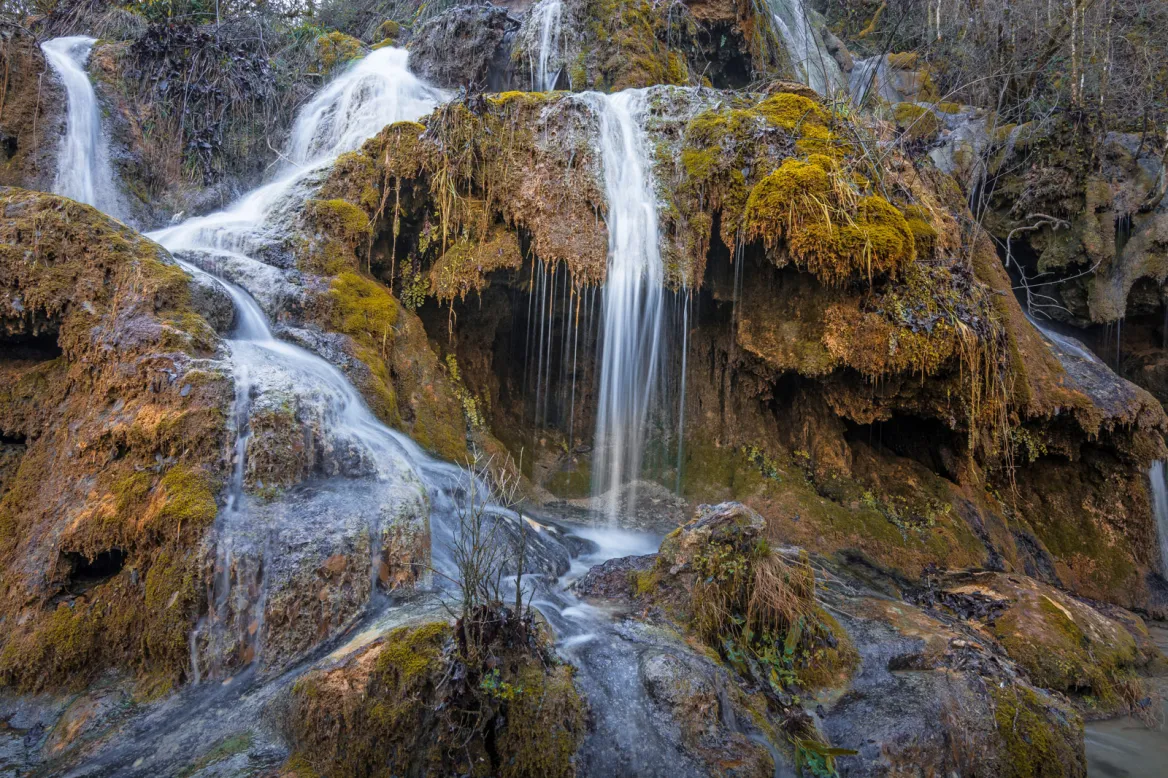 Cascades