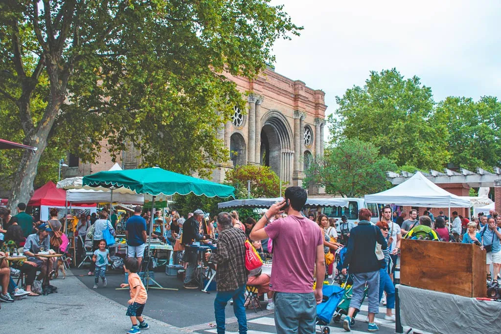 Le marché de Saint-Aubin - Crédit photo © Léa Durr