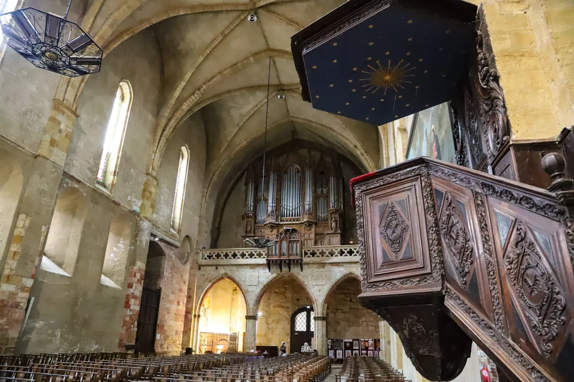La iglesia abacial de Saint-Volusien