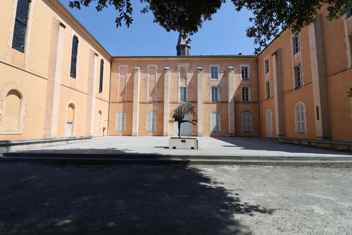 Tarbes