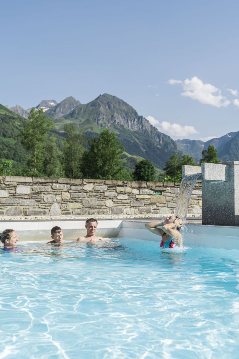 Parque Central de los Pirineos en verano con la familia.