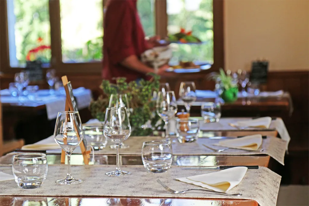Chez Louisette