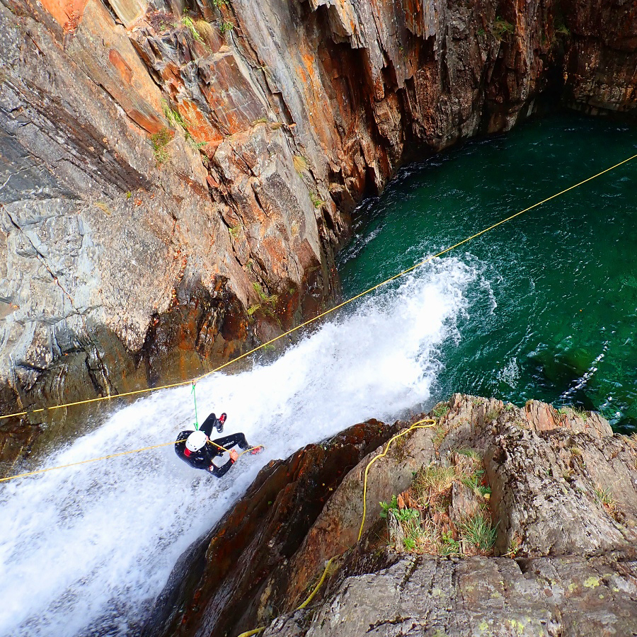 Ariège Canyon Aventure - Votre spécialiste canyoning, escalade, via ferrata, ski