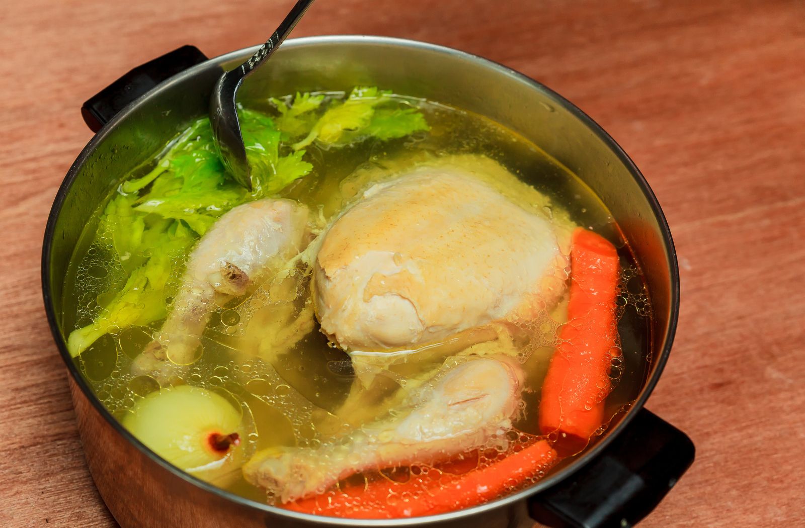 pollo a la cazuela