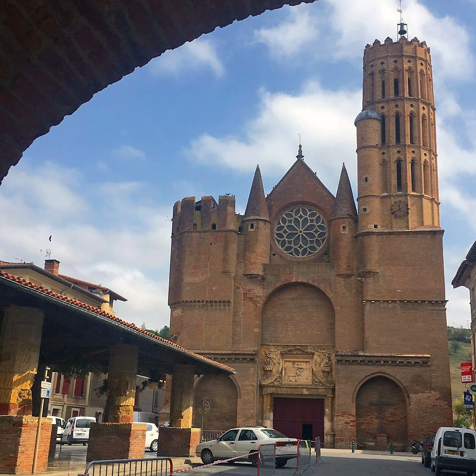 Eglise Saint-Victore de Montesquieux-Volvestre